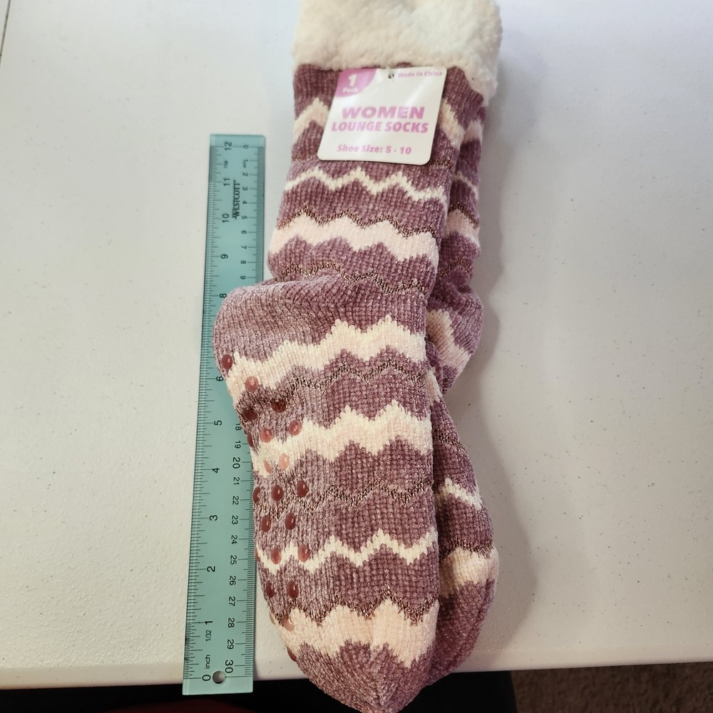 Women's Sherpa Lined Lounge Socks Purple Pink Chevron Gripper Slipper Socks Size